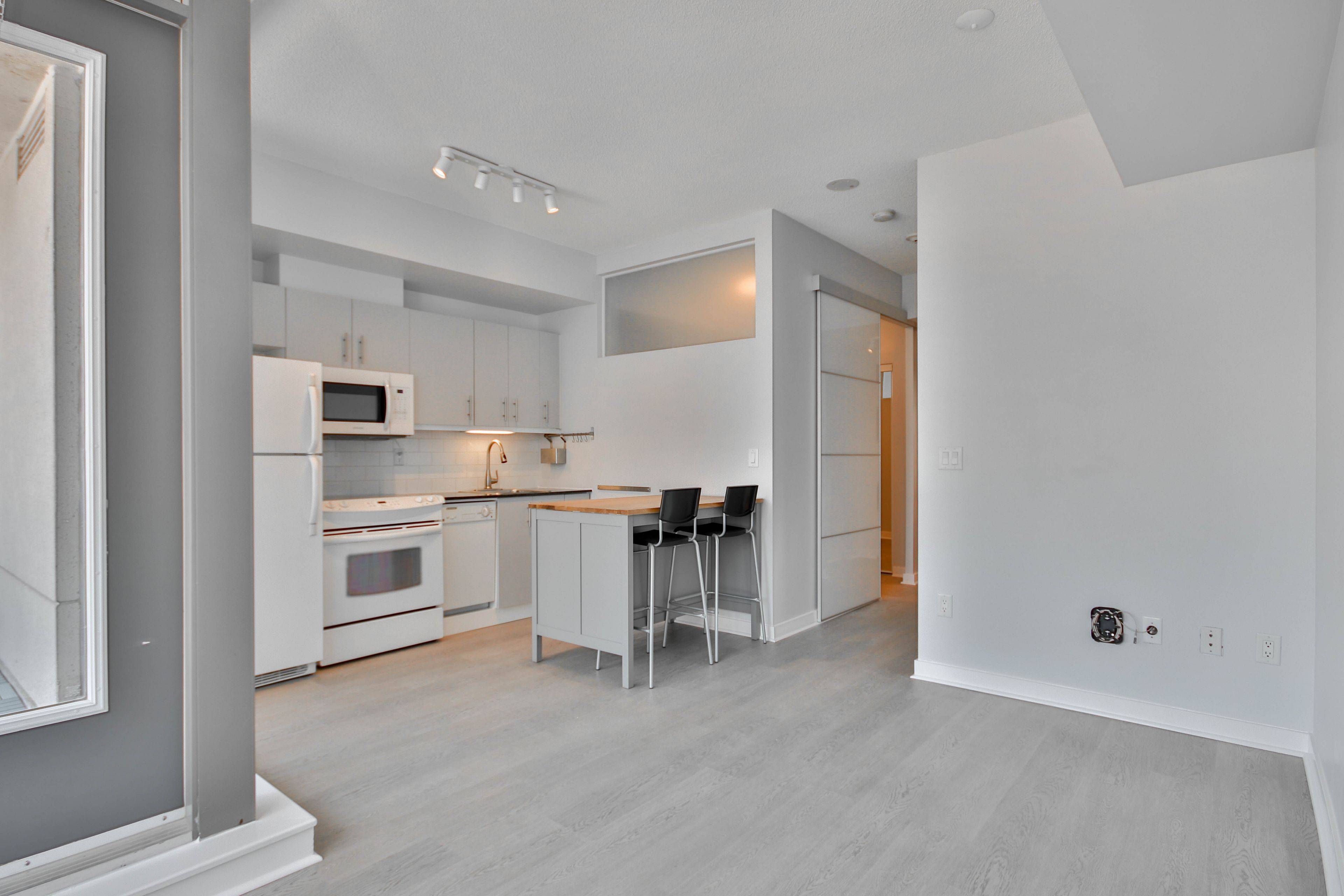 Toronto C08, ON M4Y 1X6,281 Mutual ST #2307