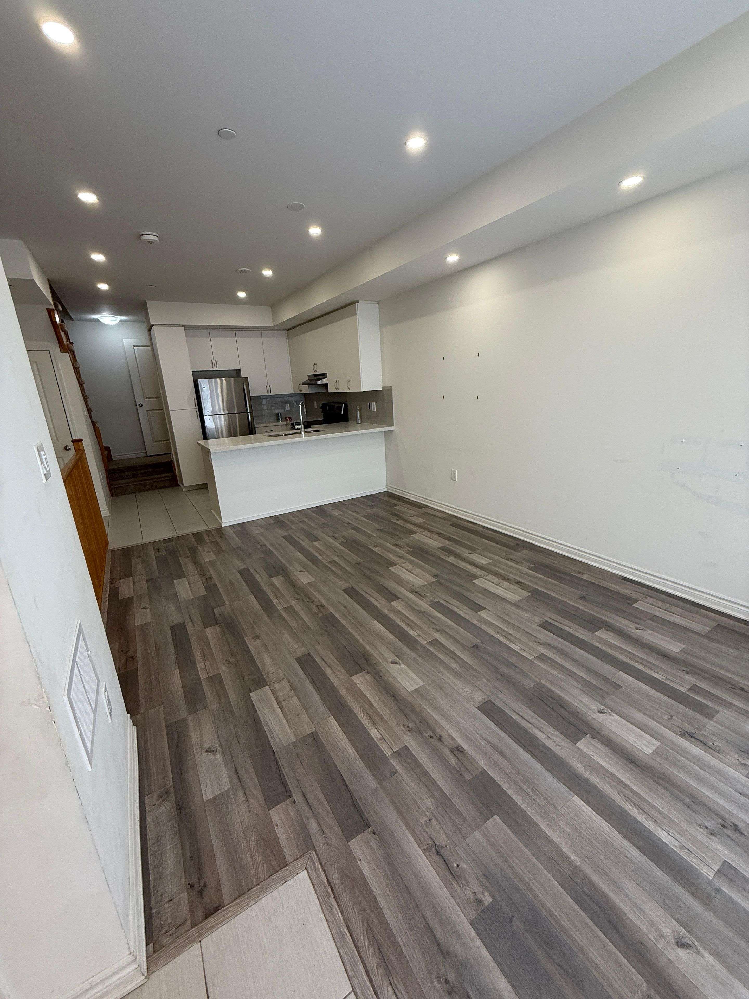Mississauga, ON L5J 0B3,2255 Mcnab RD #14