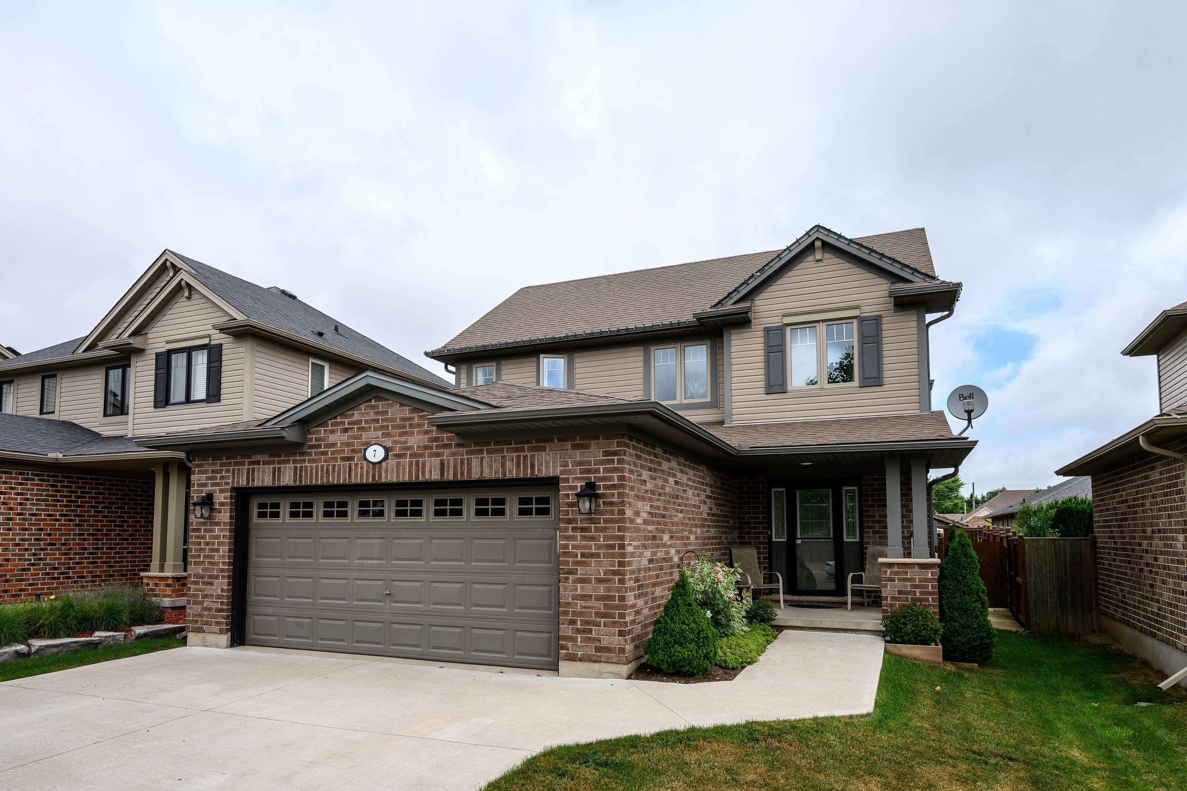St. Thomas, ON N5P 0A9,7 AMBLESIDE DR