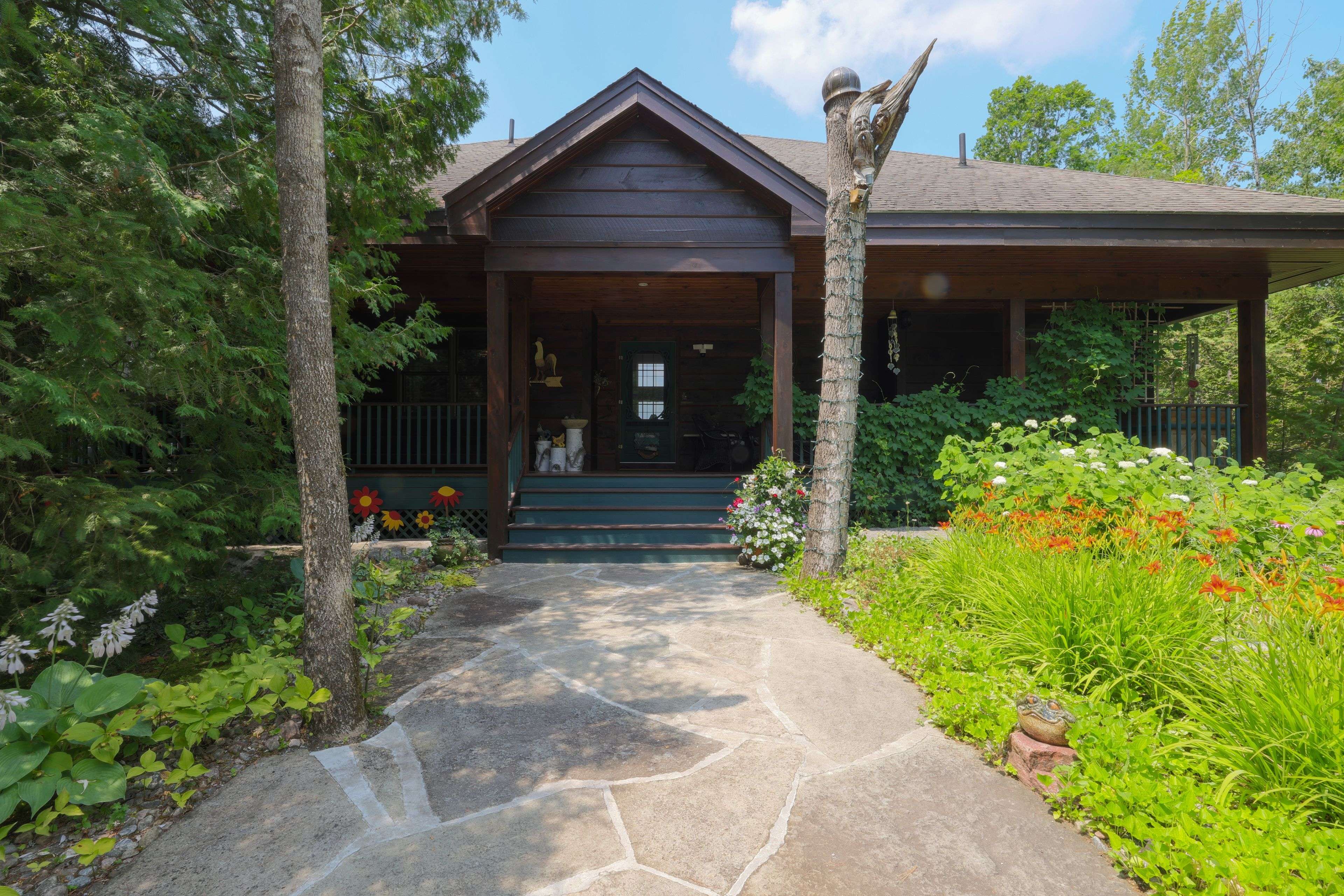 Douro-dummer, ON K0L 2H0,538 Rishor AVE