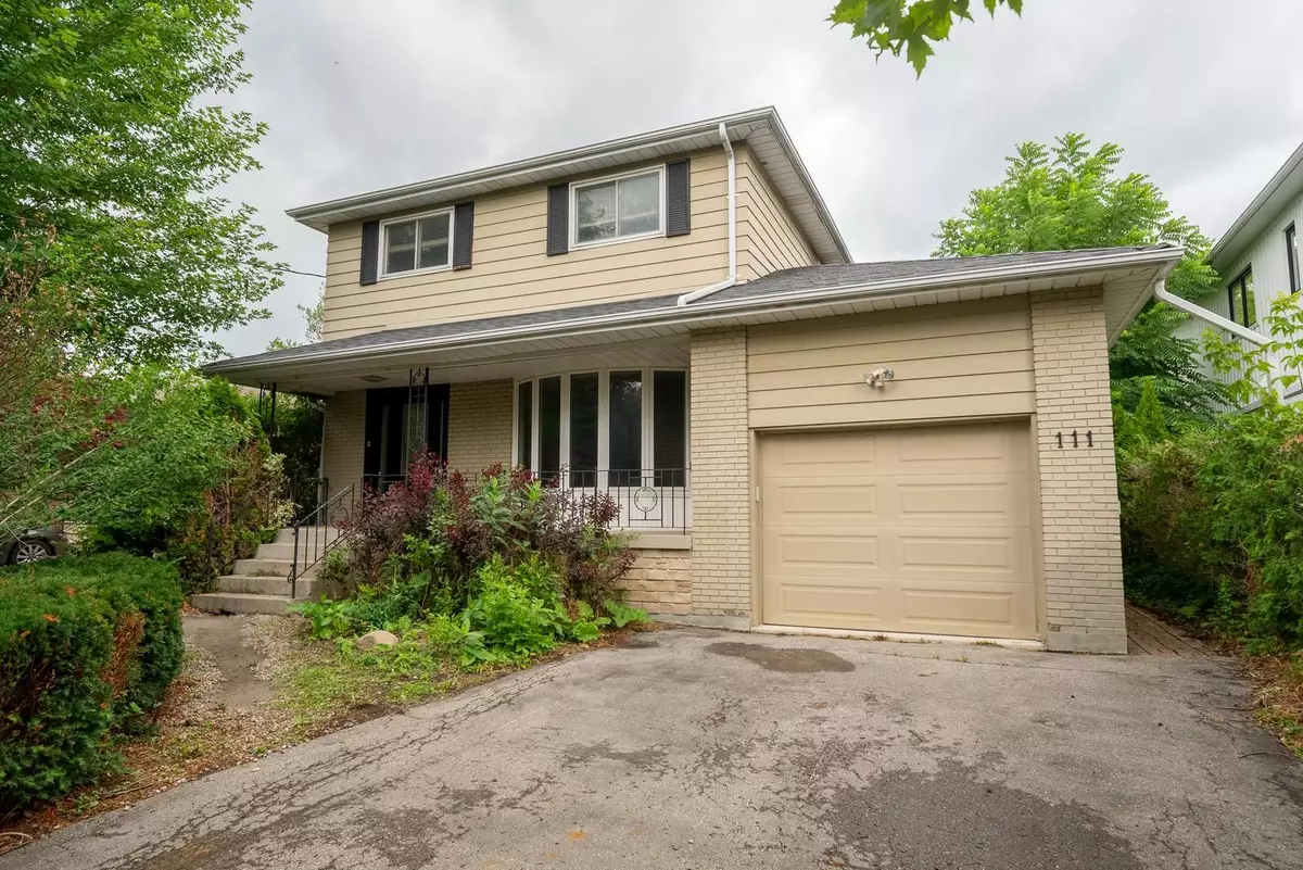 Whitchurch-stouffville, ON L4A 4Y2,111 Manitoba ST