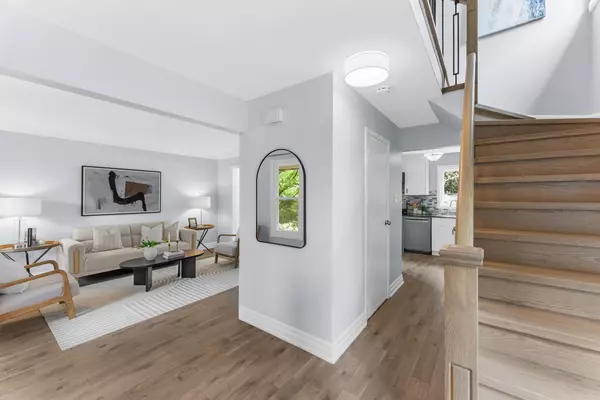Pickering, ON L1V 3X4,678 Beckworth SQ