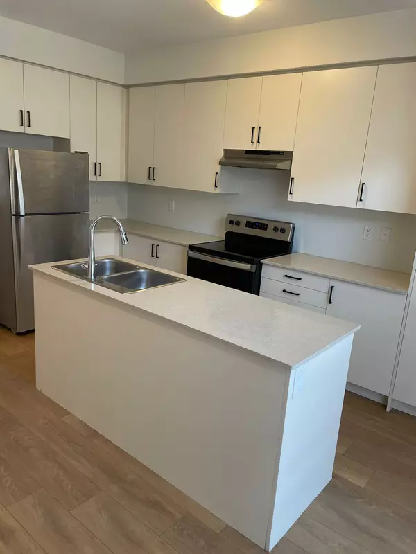 Oshawa, ON L1H 0A7,766 Eddystone PATH S