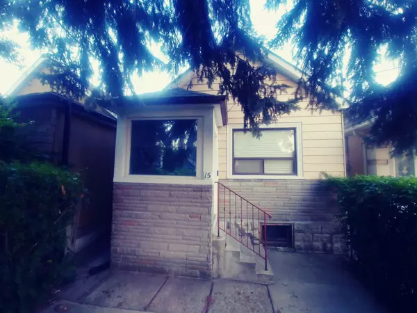 15 Seneca AVE, Toronto W03, ON M6N 2G7