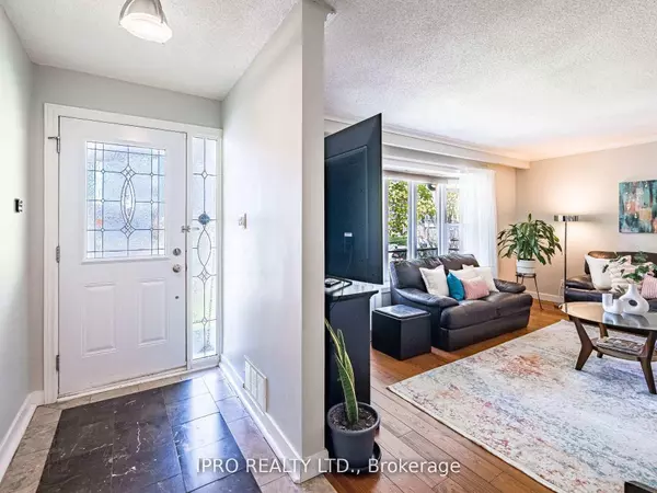 Mississauga, ON L4Y 3L2,3525 Burningelm CRES