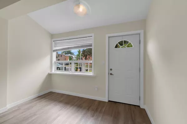 Toronto W02, ON M6S 4E1,66 Watson AVE