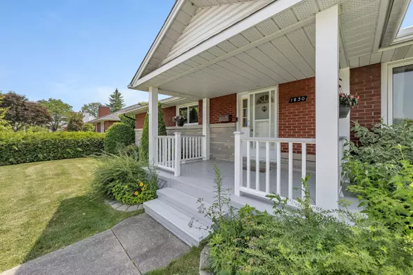 Mckellar Heights - Glabar Park And Area, ON K2A 1J3,1830 Kerr AVE