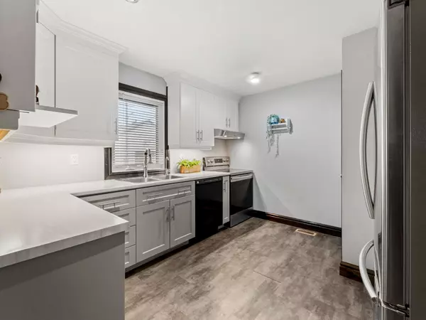 West Perth, ON N0K 1E0,6992 Raglan ST