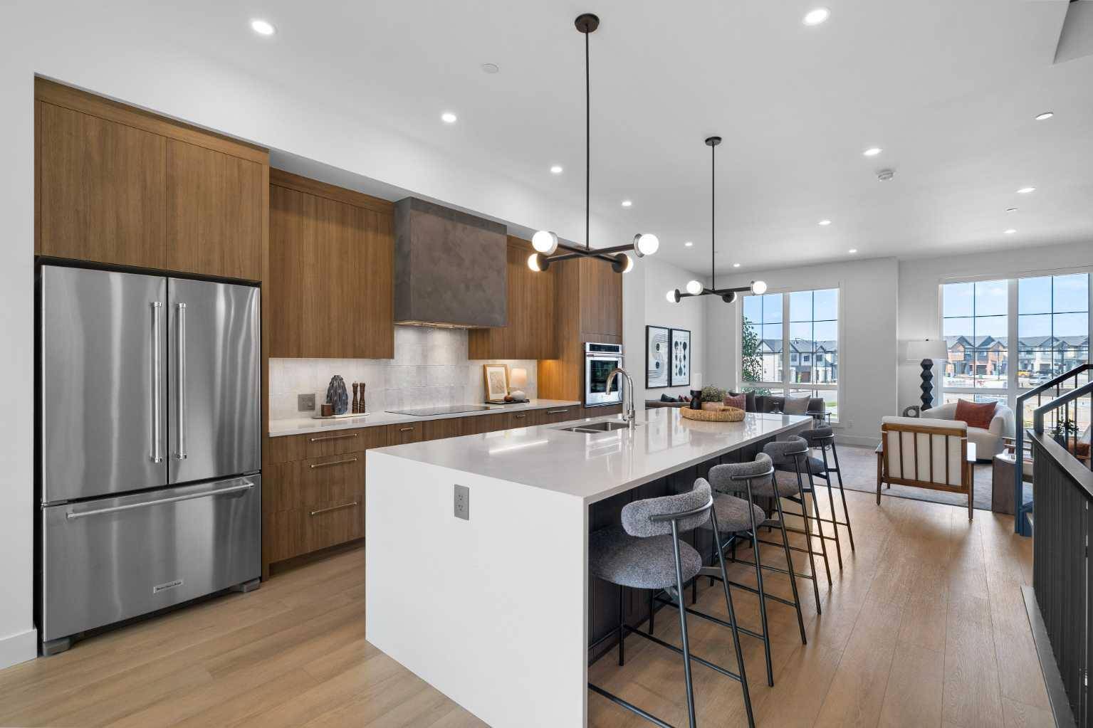 12 Greenwich Heath Northwest, Calgary, AB T3B 6P4