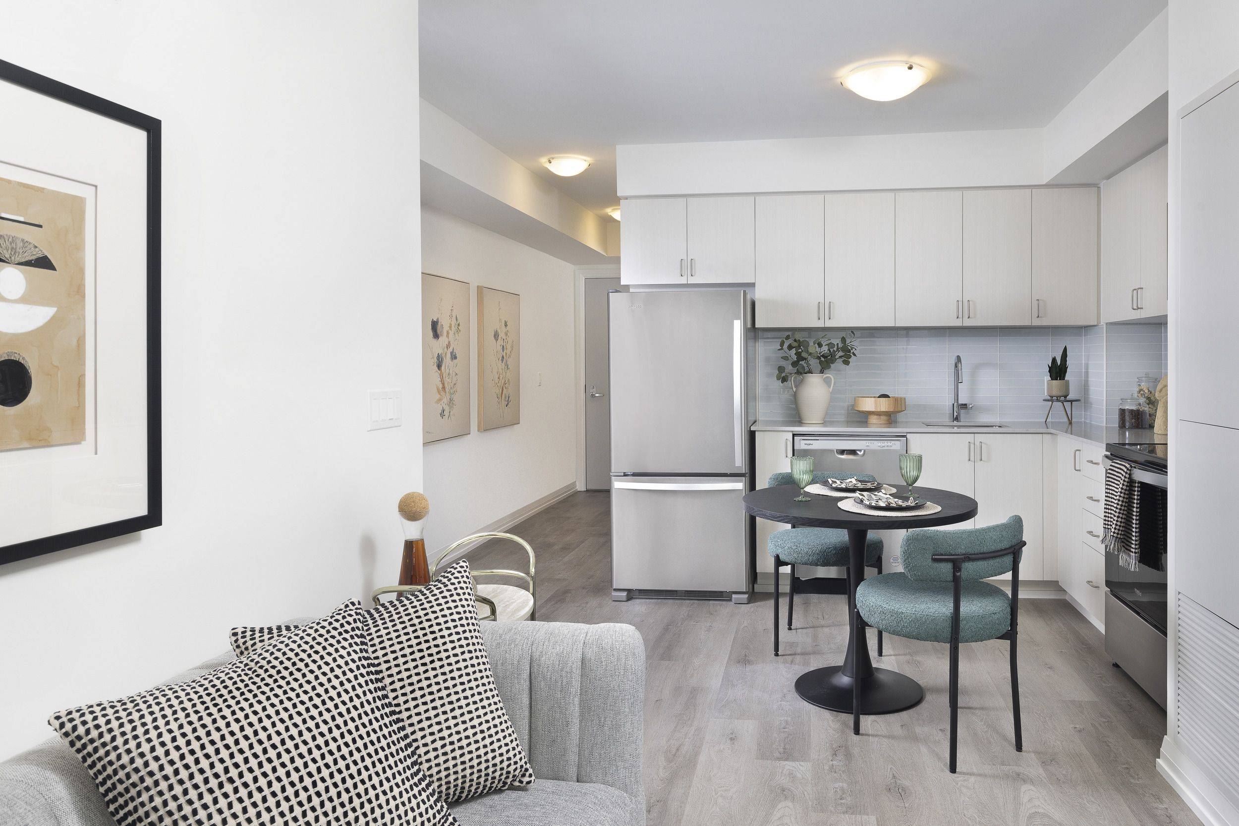 Toronto C15, ON M2J 0H8,325 Yorkland BLVD #209