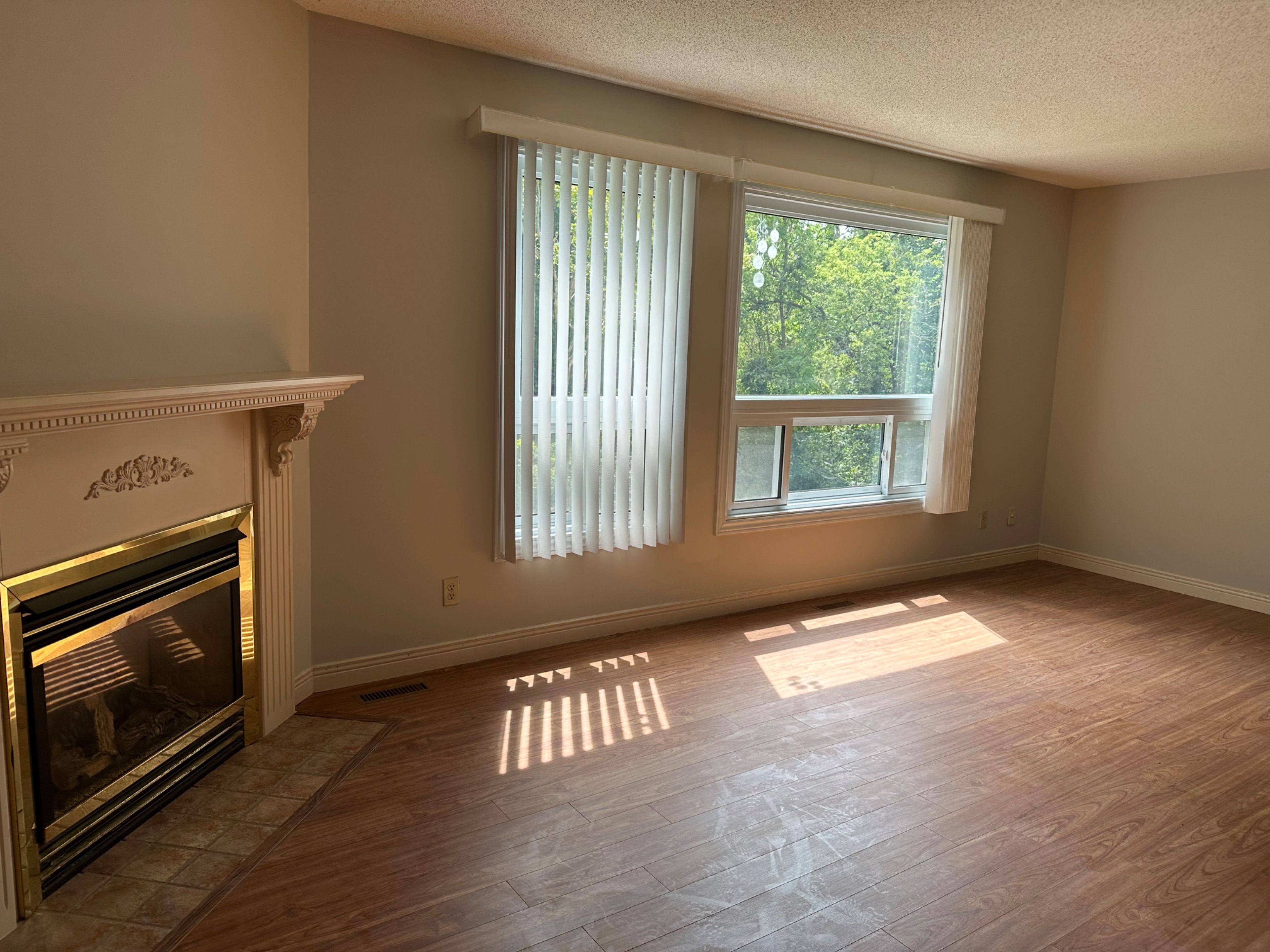 London North, ON N5X 3T9,683 WINDERMERE RD #30