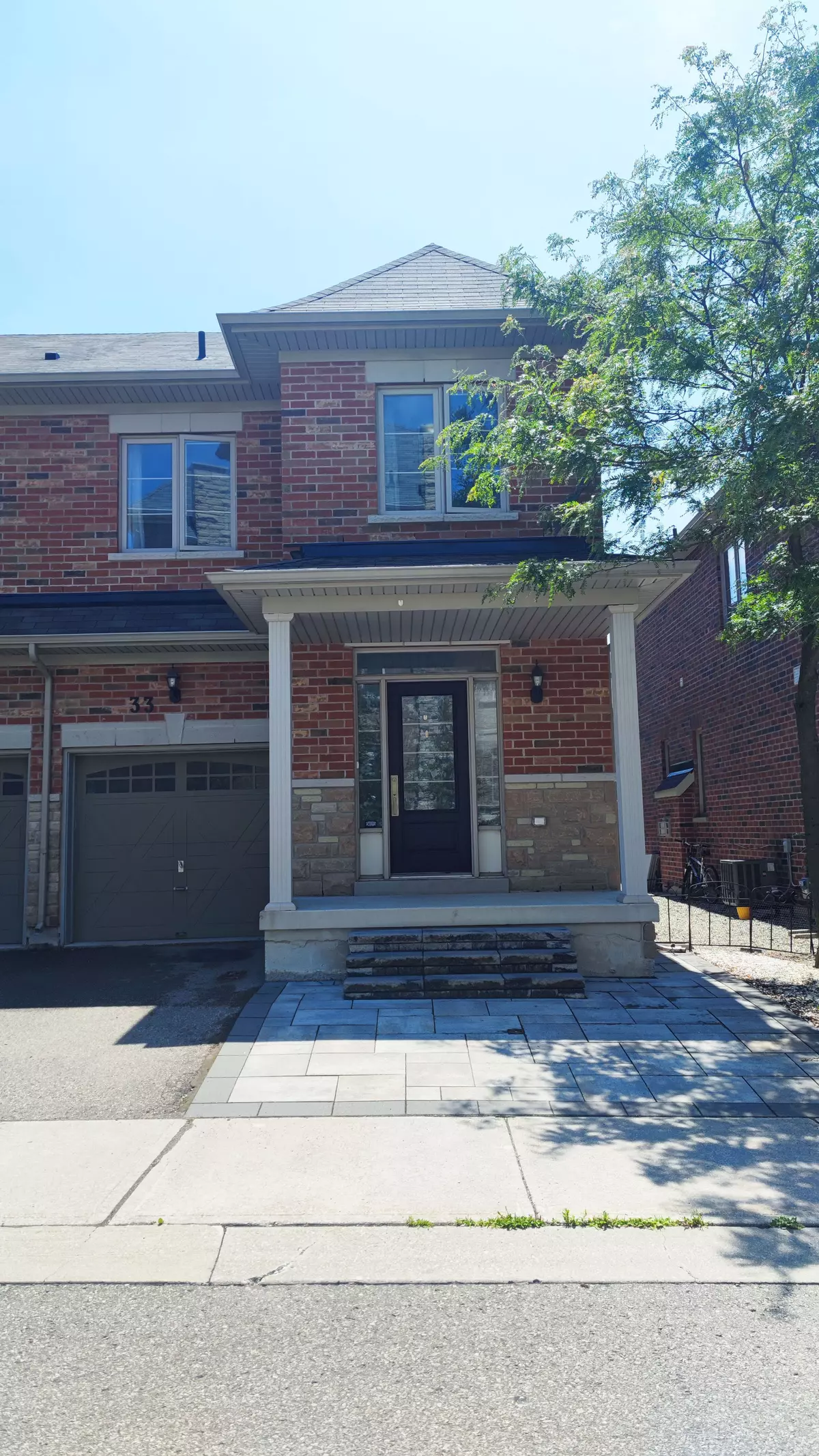Richmond Hill, ON L4S 0G2,33 Mazarine LN