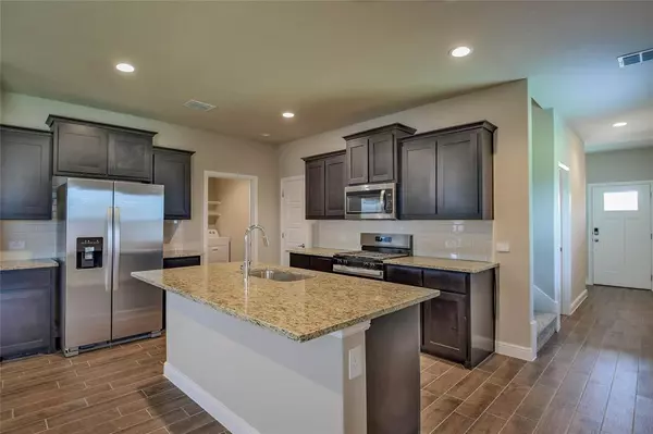 Granbury, TX 76048,676 Capstone Circle