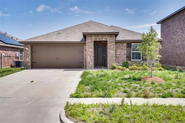 106 Gallant Fox Lane, Caddo Mills, TX 75135