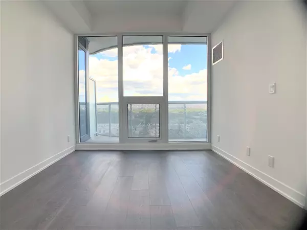 Toronto C14, ON M2N 0L4,15 Holmes AVE #1010