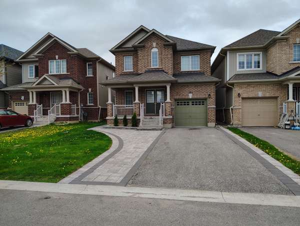 104 Diana DR, Orillia, ON L3V 6H2