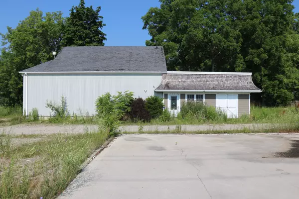 Woolwich, ON N3B 2H3,18 Park AVE E