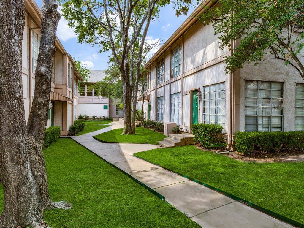 10578 High Hollows Drive #266, Dallas, TX 75230