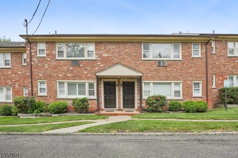 365 Bloomfield Ave #6A, Verona Twp., NJ 07044