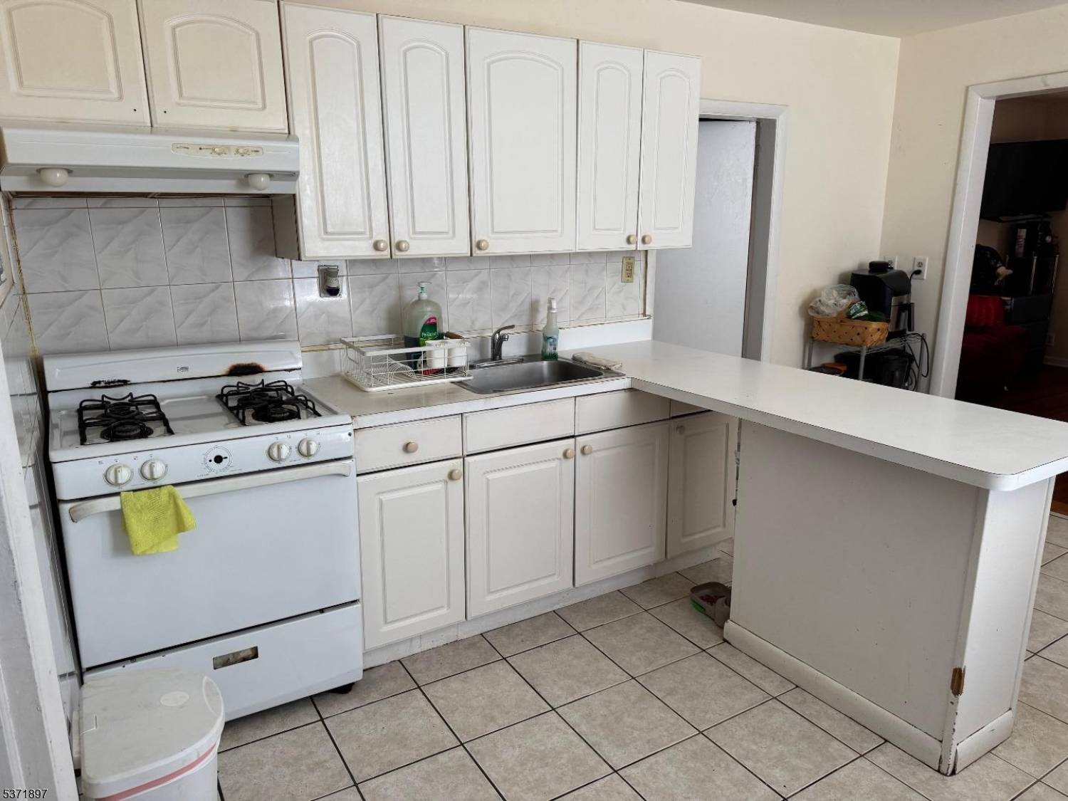 Newark City, NJ 07105,96 Nichols St