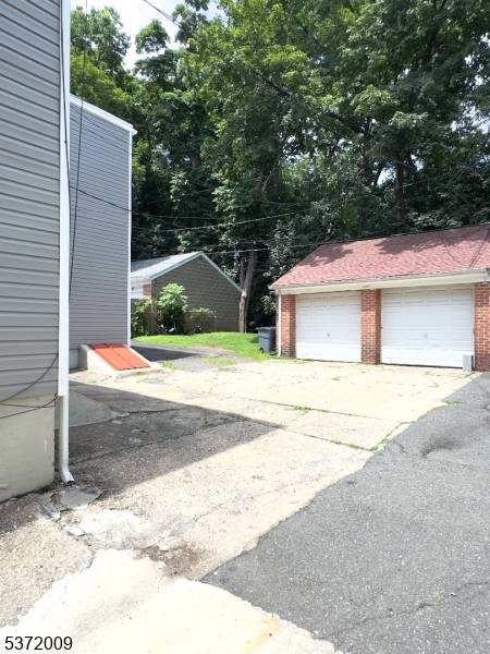East Orange City, NJ 07018,54-56 Lindsley Pl