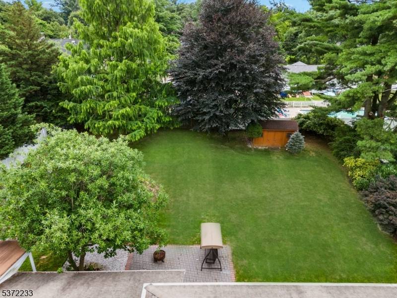 Bound Brook Boro, NJ 08805,180 Farm Ln