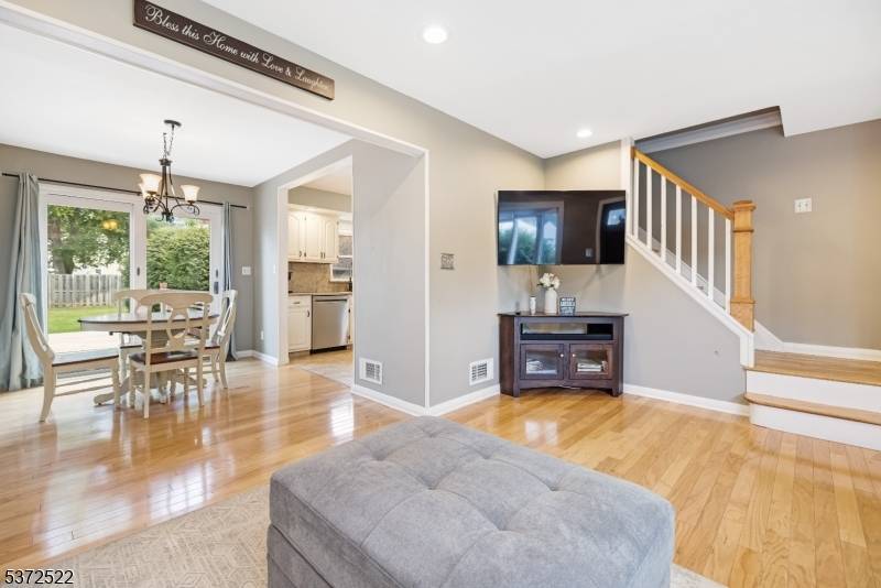 Wayne Twp., NJ 07470,41 Oakley Way