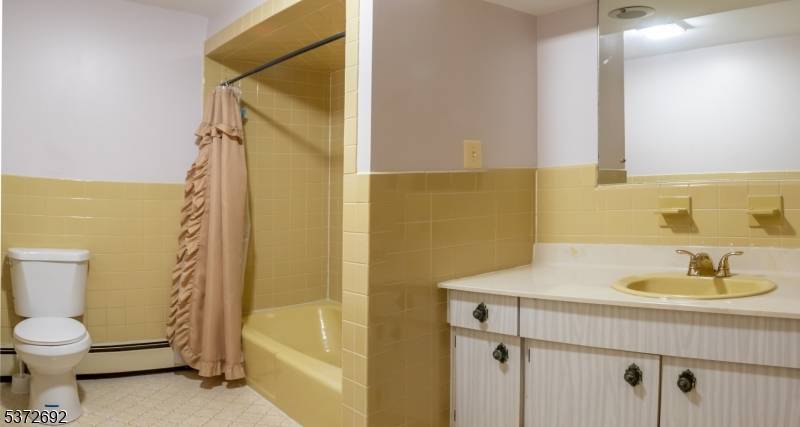 Parsippany-troy Hills Twp., NJ 07054,19 Reynolds Ave