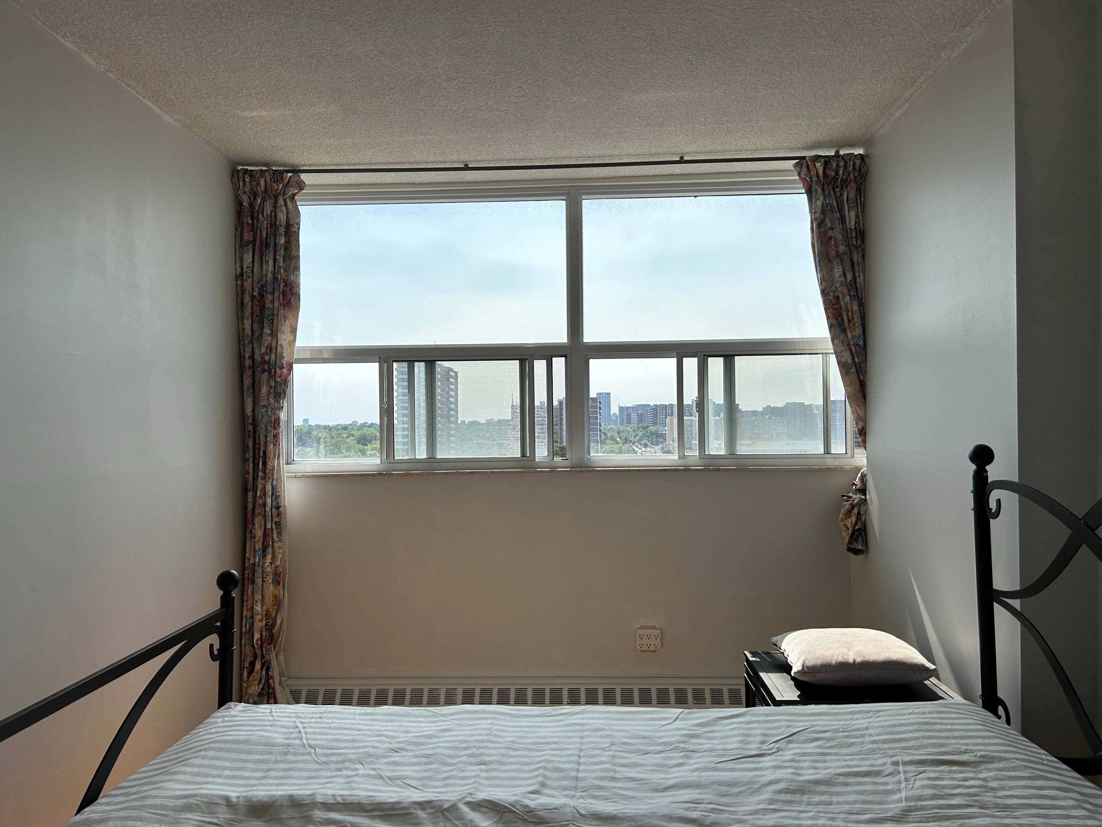 Toronto E07, ON M1S 3H2,4091 Sheppard Ave East AVE #1001