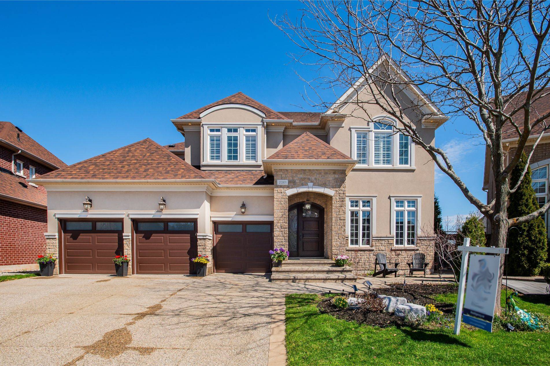 2361 Delnice DR, Oakville, ON L6H 0A9