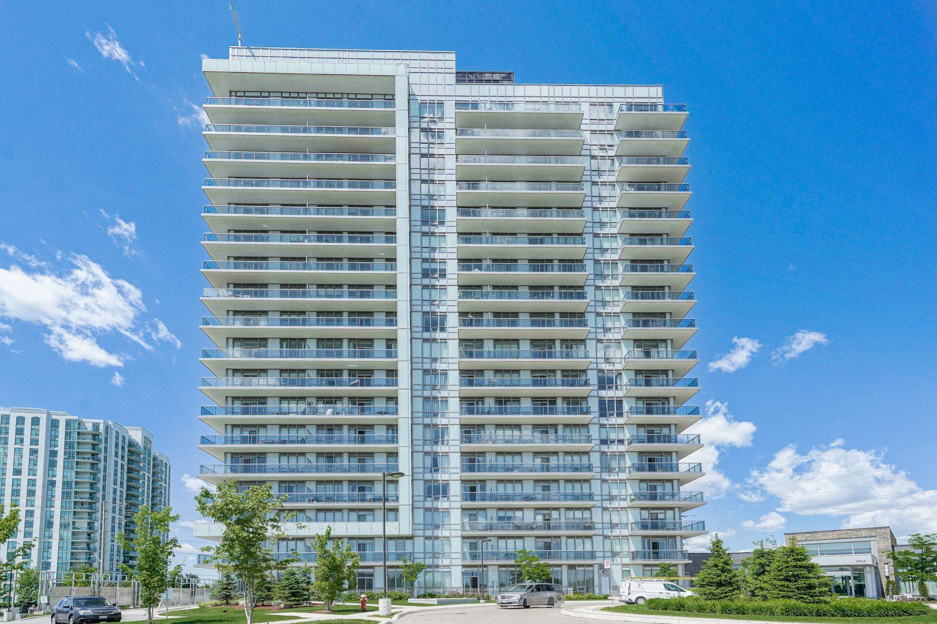 4677 Glen Erin DR #810, Mississauga, ON L5M 2E3