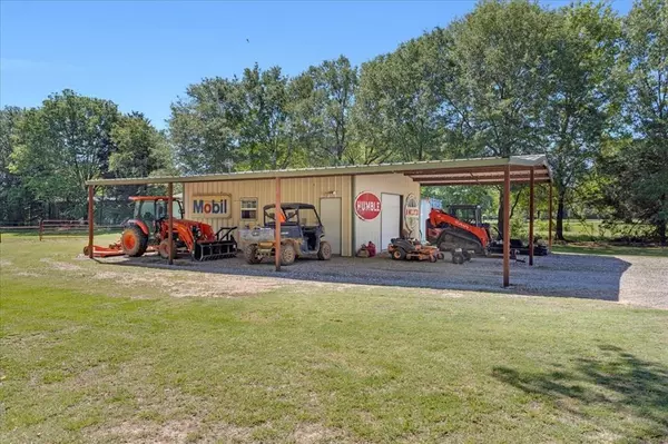 Ivanhoe, TX 75447,1191 County Road 2250