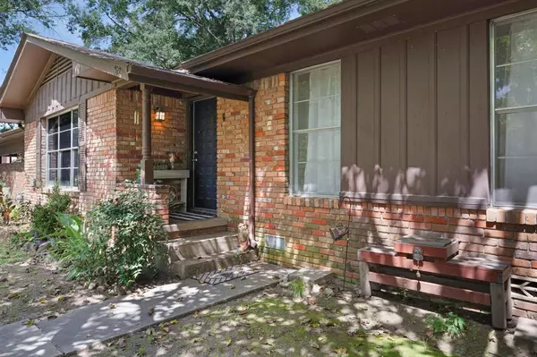 Quitman, TX 75783,302 N Sissy Spacek
