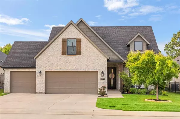 Hurst, TX 76054,2873 Sandstone Drive