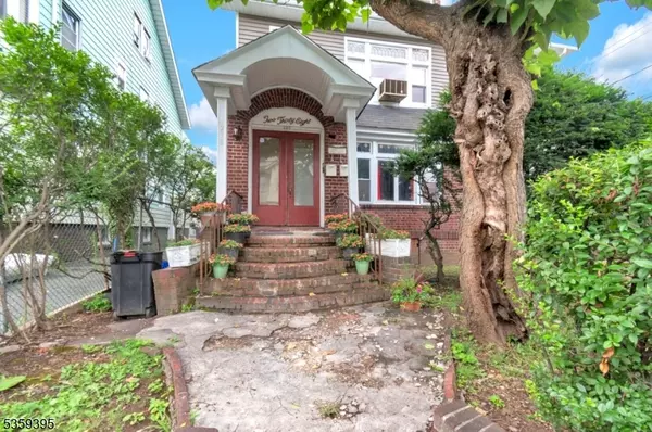 Newark City, NJ 07112,238 Custer Ave