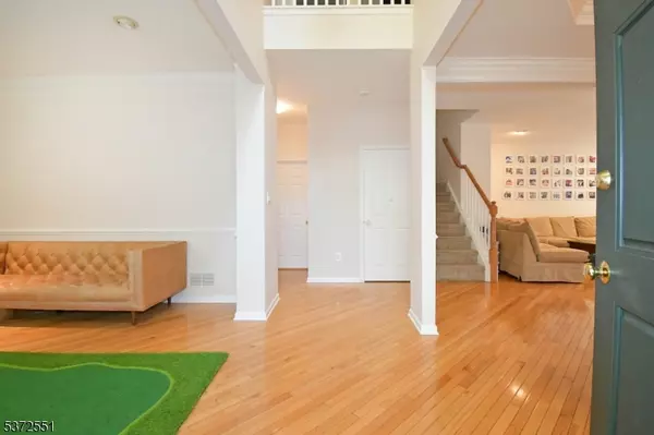 Bernards Twp., NJ 07920,25 Patriot Hill Dr