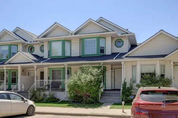 Calgary, AB T3J 3P3,112 Martin Crossing CT NE