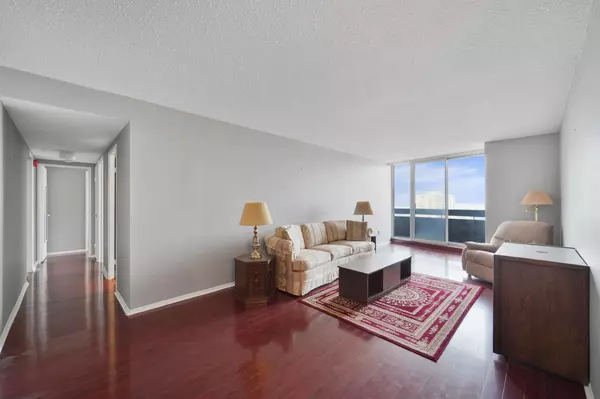 Toronto E05, ON M1W 2S9,3131 Bridletowne CIR #Ph5