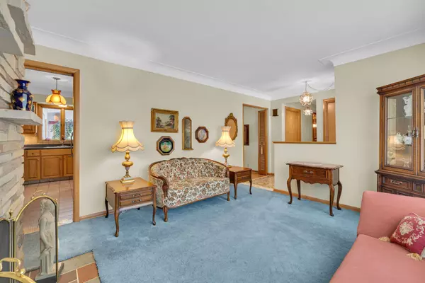 Windsor, ON N8W 4L7,2360 Leonard RD