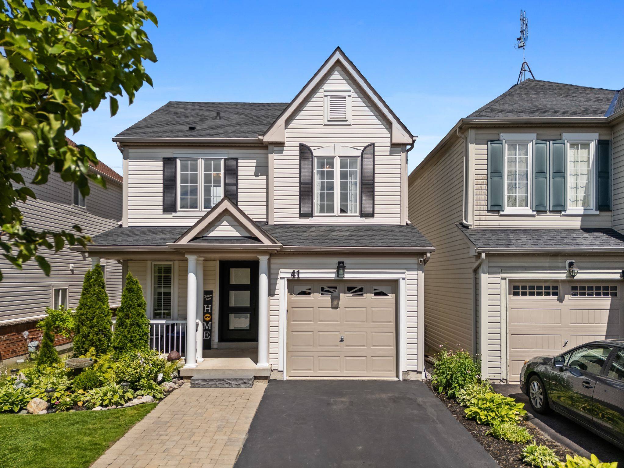 Whitby, ON L1M 2P1,41 Teardrop CRES