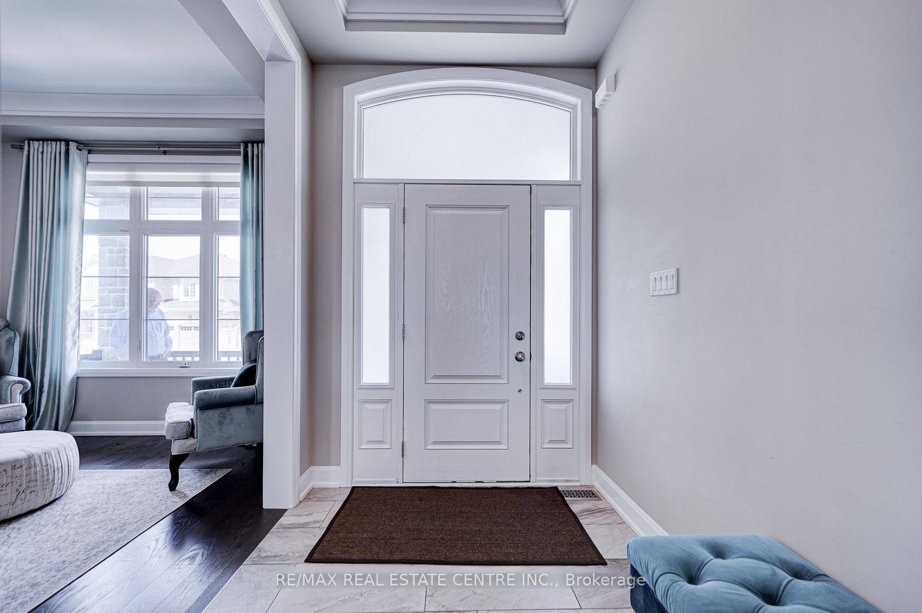 Oakville, ON L6M 1N3,438 North Park BLVD