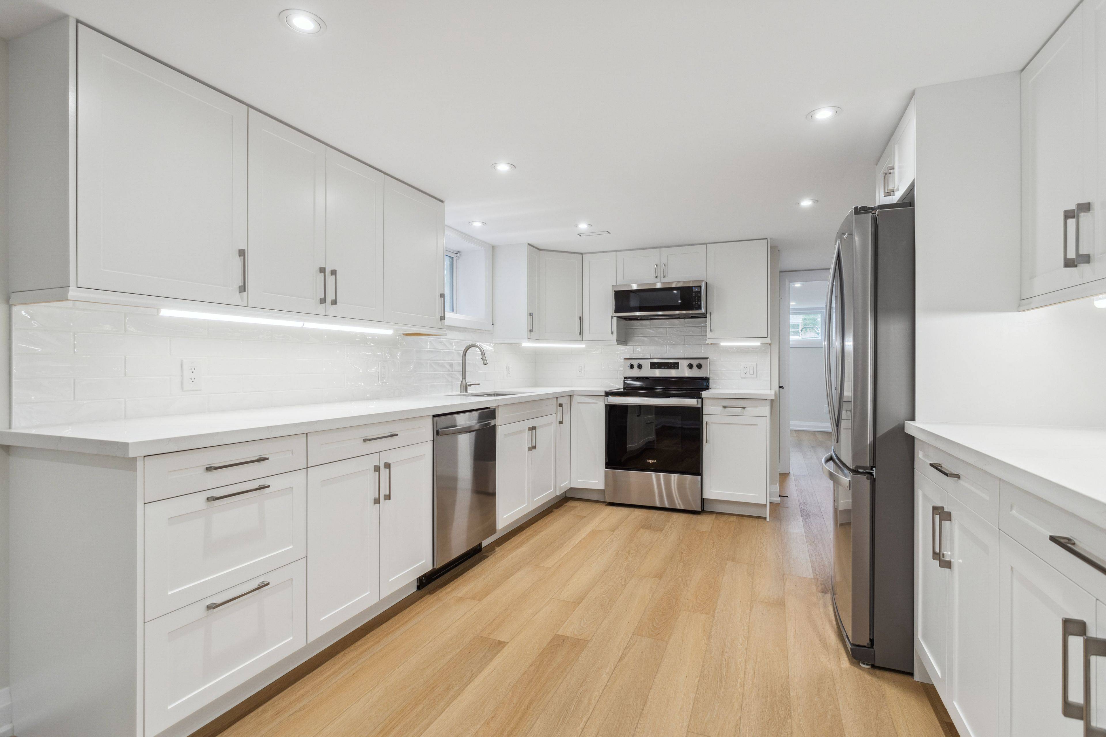 Hamilton, ON L8T 2N9,121 TOBY CRES #Lower