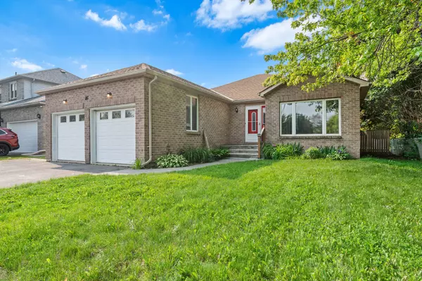 Loyalist, ON K7N 1X8,86 Kidd DR