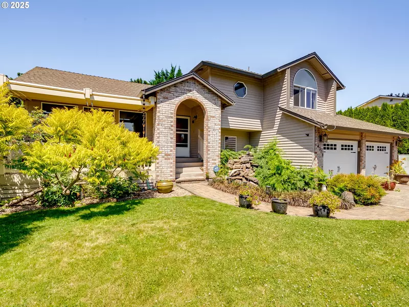 4008 NW 130TH CIR, Vancouver, WA 98685