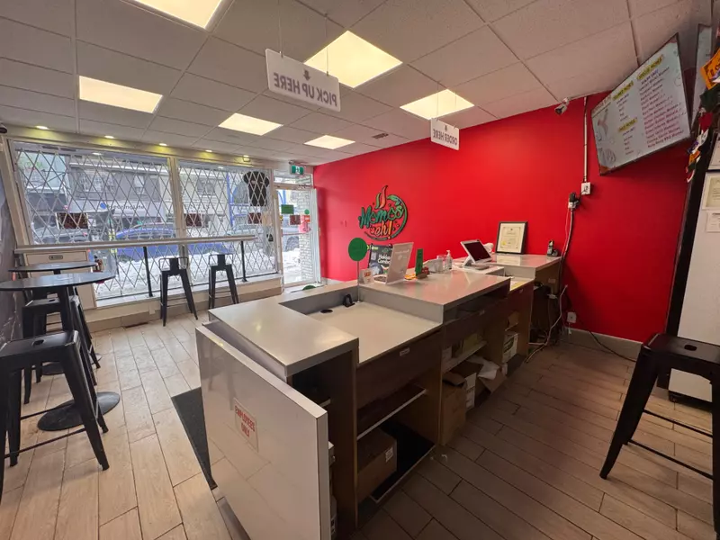 2916 Lake Shore BLVD W, Toronto W06, ON M8V 1J4