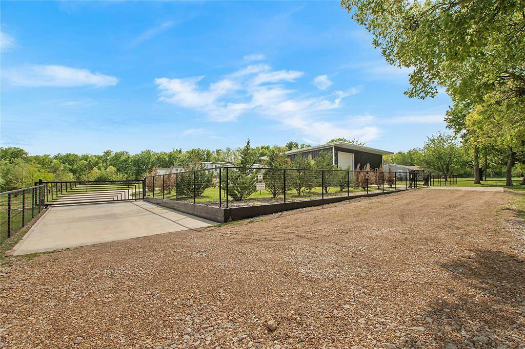 Farmersville, TX 75442,1976 County Road 655