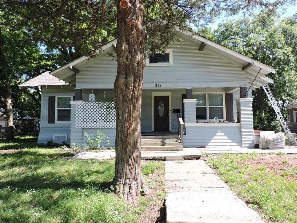 312 W Steadman Street, Sherman, TX 75090