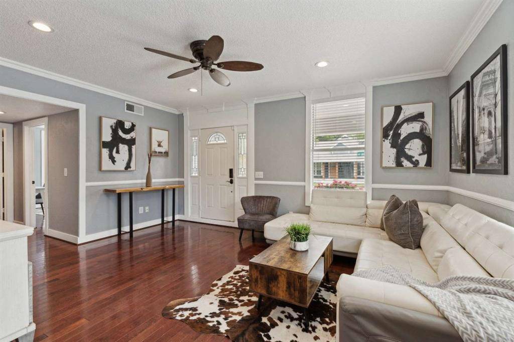937 W 8th Street, Dallas, TX 75208