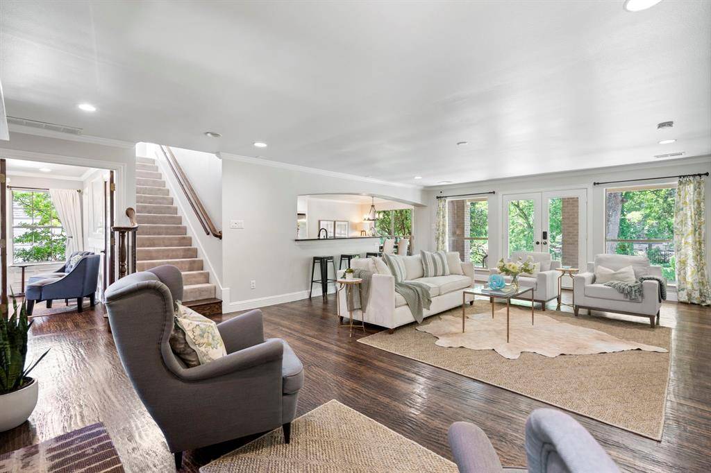 Dallas, TX 75214,6726 Williamson Road