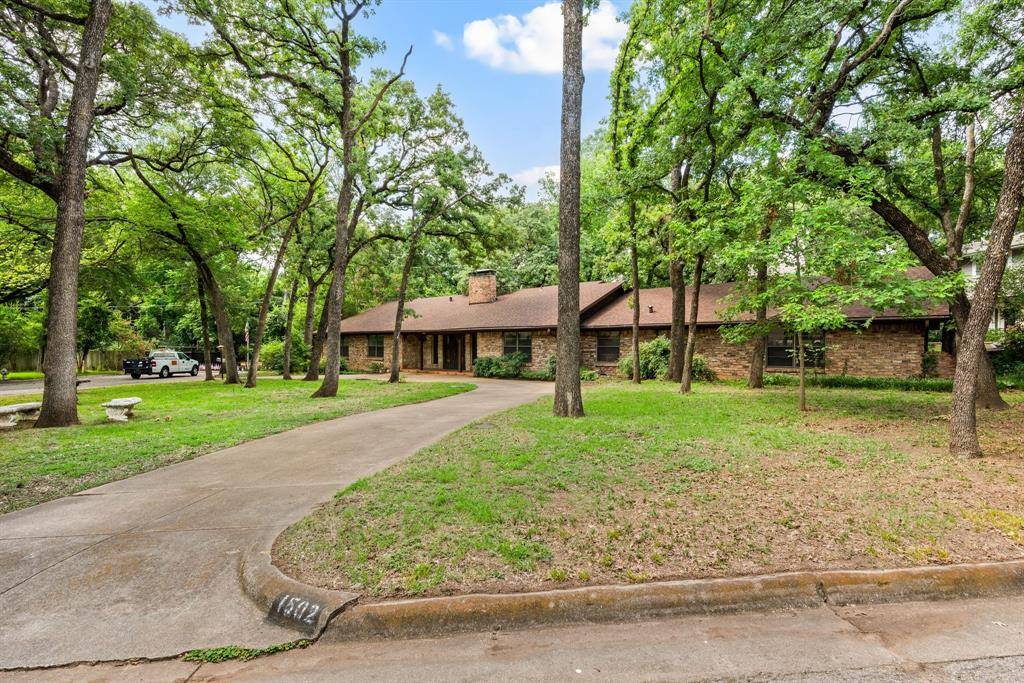 Euless, TX 76040,1502 Pebble Creek Drive
